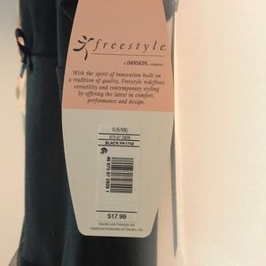Danskin Other - NWT Girls Leotard Black Danskin Other - NWT Girls Leotard Black